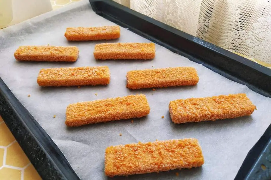 How to Microwave Fish Sticks